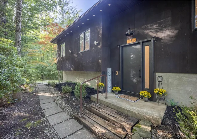 28th image of 3 Lauretta Dr, Lloyd, NY 12528 | MLS# 1039919