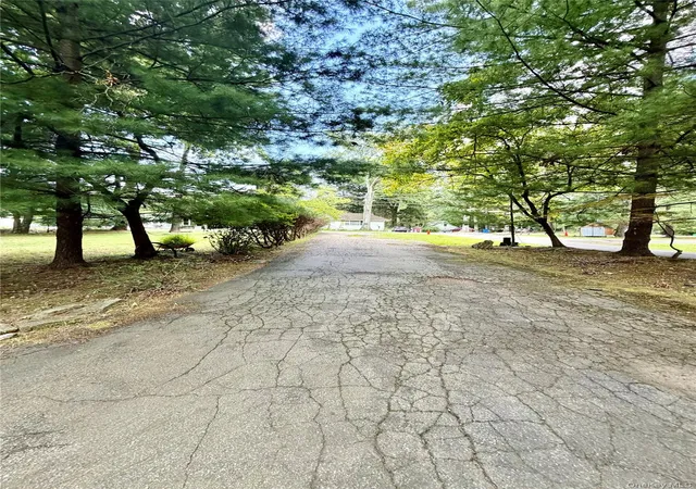 Photo 3 of Sale Pending at 627 Route 306, Ramapo, NY 10901 | MLS# 1039954 | Listing updated on 2026-09-03