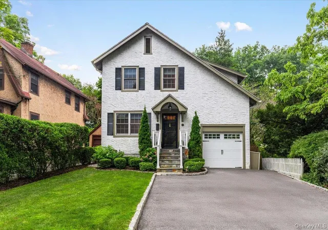 Photo 1 of Single family home for sale at 14 Fernwood Ave, Rye City, NY 10580 | MLS# 1039957 | Listing updated on 2026-09-19