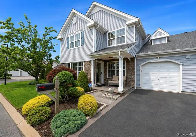 2nd image of 1 Jennifer Ln, Brookhaven, NY 11953 | MLS# 1039960