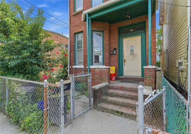 4th image of 97 Courtney Ave, Newburgh (city), NY 12550 | MLS# 1039974