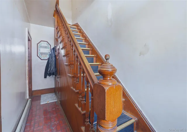 5th image of 97 Courtney Ave, Newburgh (city), NY 12550 | MLS# 1039974