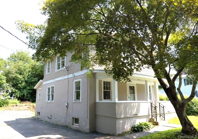 Photo 2 of Single family home for sale at 20 Rome Ave, Bedford, NY 10507 | MLS# 1039977 | Listing updated on 2026-10-22