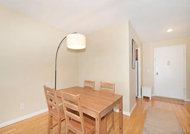 5th image of 2 Birchwood Ct #5H, Hempstead, NY 11501 | MLS# 1039978