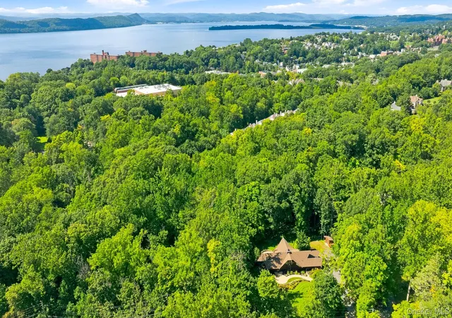 Photo 3 of Single family home for sale at 543 Scarborough Rd, Ossining, NY 10510 | MLS# 1039995 | Listing updated on 2026-09-25