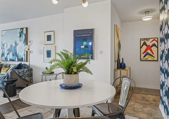 Photo 2 of Sale Pending at 3333 Henry Hudson Pkwy #4M, New York, NY 10463 | MLS# 1040000 | Listing updated on 2026-09-18