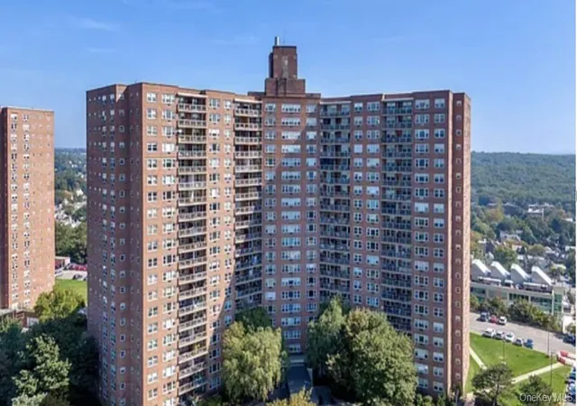 Photo 1 of Condo for sale at 5800 Arlington Ave #16L, New York, NY 10471 | MLS# 1040010 | Listing updated on 2026-08-20