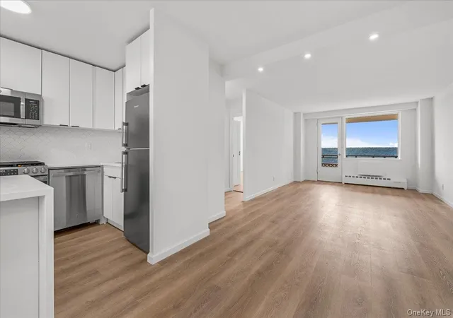 Photo 3 of Sale Pending at 5800 Arlington Ave #16L, New York, NY 10471 | MLS# 1040010 | Listing updated on 2026-10-03