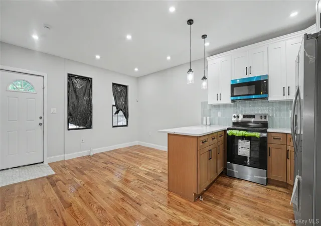 Photo 3 of Single family home for sale at 51 Hill St, New York, NY 11208 | MLS# 1040016 | Listing updated on 2026-10-07