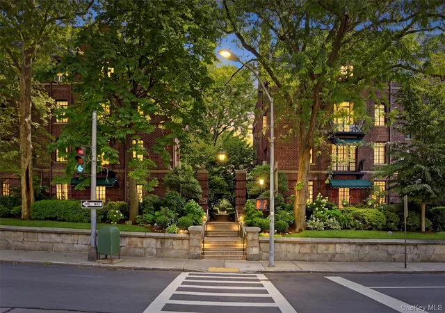 Photo 1 of Condo for sale at 20 N Broadway #A304, White Plains, NY 10601 | MLS# 1040032 | Listing updated on 2026-10-06