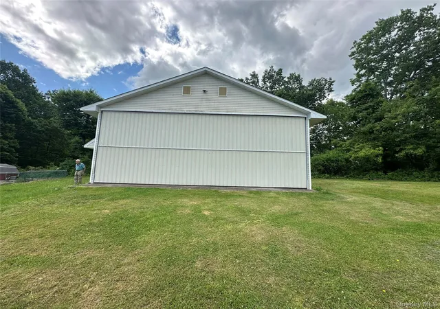 12th image of 36 Greentree Ln, Marlboro, NY 12547 | MLS# 1040081