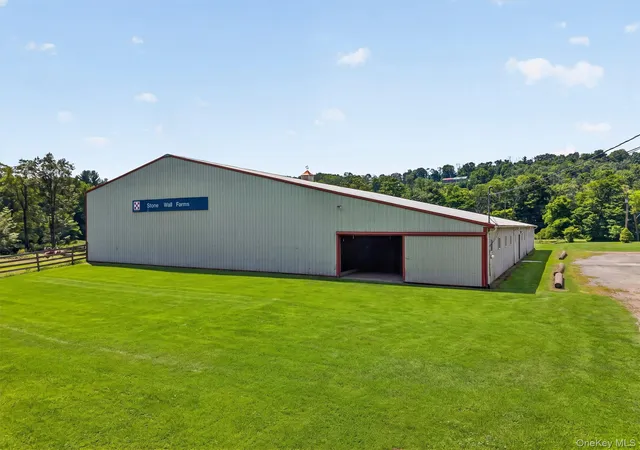 Photo 5 of Single family home for sale at 139 Callicoon Ctr Rd, Callicoon, NY 12748 | MLS# 1040100 | Listing updated on 2026-08-19