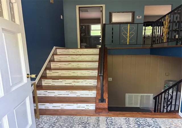 Photo 4 of Single family home for sale at 1 Walnut Trl W, Mamakating, NY 12790 | MLS# 1040105 | Listing updated on 2026-09-07