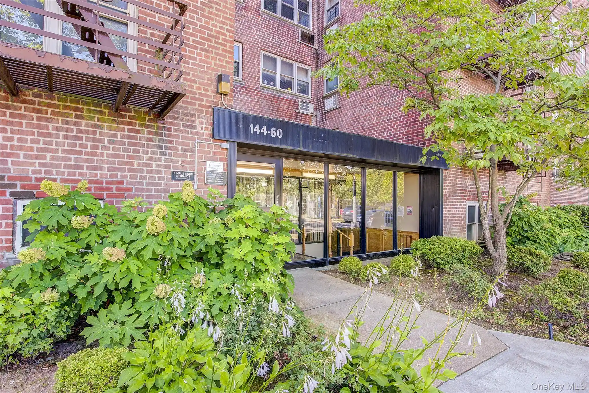 Listing Photo 2 - Condo for sale in Mainstay Cooperative Section 1 located at 144-60 Gravett Rd, New York, NY 11367 - Unit #4J