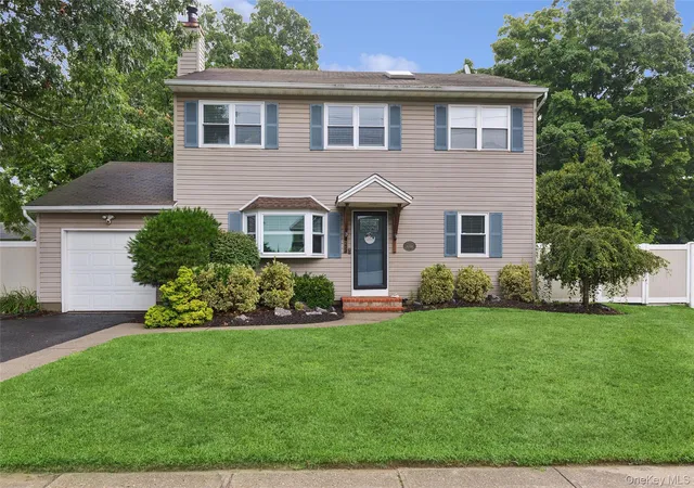 Photo 1 of Sale Pending at 25 N Ocean Ave, Brookhaven, NY 11934 | MLS# 1040135 | Listing updated on 2026-09-24