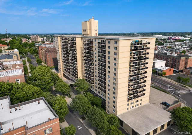 Photo 1 of Condo for sale at 175 20 Wexford Ter #10D, New York, NY 11432 | MLS# 1040140 | Listing updated on 2026-08-19