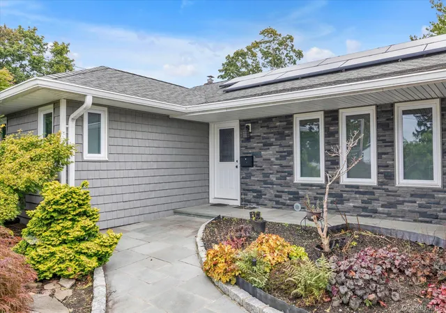 Photo 2 of Single family home for sale at 315 Cherry Pl, East Meadow, NY 11554 | MLS# 1040146 | Listing updated on 2026-10-08
