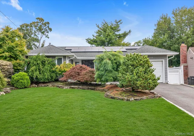 Photo 3 of Single family home for sale at 315 Cherry Pl, East Meadow, NY 11554 | MLS# 1040146 | Listing updated on 2026-10-08