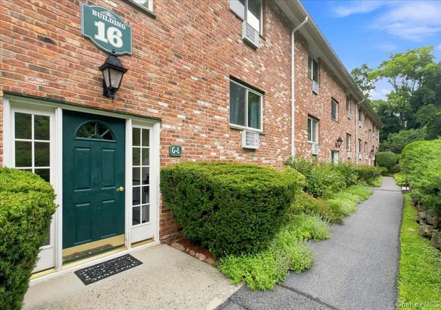 Photo 2 of House for sale at 16 Scenic Dr #K, Cortlandt, NY 10520 | MLS# 1040150 | Listing updated on 2026-08-22