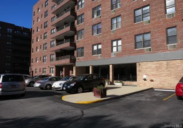 Photo 2 of Condo for sale at 60 Barker St #614, Mount Kisco, NY 10549 | MLS# 1040187 | Listing updated on 2026-09-25