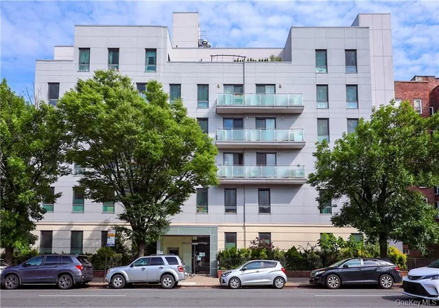 Photo 2 of Condo for sale at 8629 Bay Pkwy #5G, New York, NY 11214 | MLS# 1040197 | Listing updated on 2026-10-06