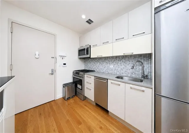 Listing Photo 5 - Condo for sale in building located at 8629 Bay Pkwy, New York, NY 11214 - Unit #5G