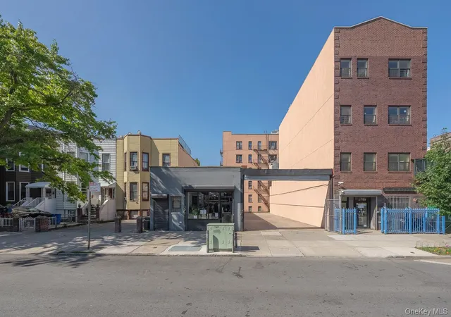 Photo 1 of Land for sale at 3210 31st Avenue, New York, NY 11106 | MLS# 1040206 | Listing updated on 2026-08-19