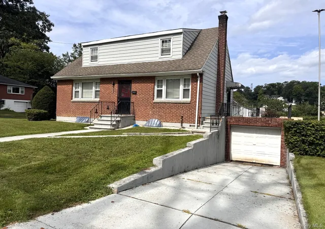 2nd image of 55 Canfield Ave, Yonkers, NY 10710 | MLS# 1040212