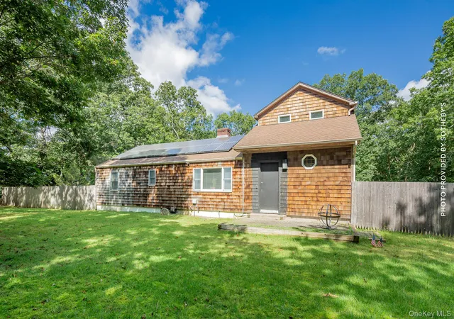 3rd image of 125 Neck Path, East Hampton, NY 11937 | MLS# 1040218