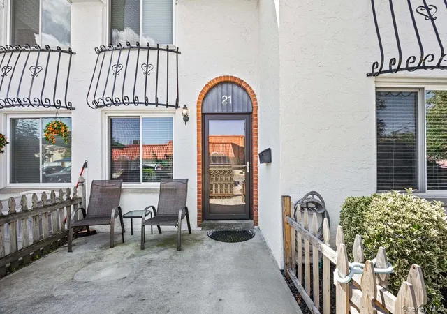 1st image of 21 Alhambra Dr, Hempstead, NY 11572 | MLS# 1040224