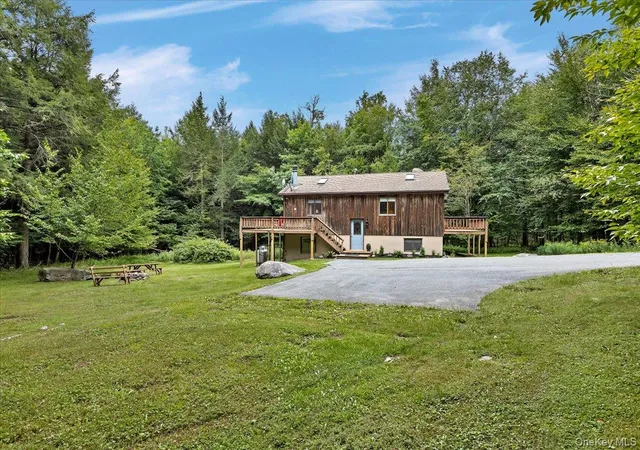 Photo 2 of Single family home for sale at 307 Bobillen Dr, Jewett, NY 12444 | MLS# 1040225 | Listing updated on 2026-09-01