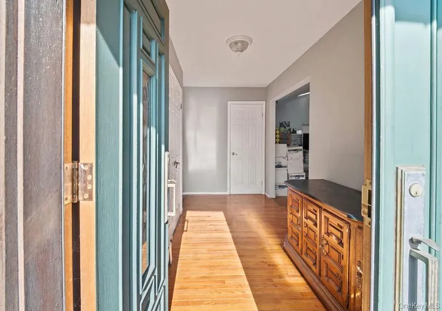 Photo 3 of Single family home for sale at 103 Waters Edge, Clarkstown, NY 10920 | MLS# 1040227 | Listing updated on 2026-08-23
