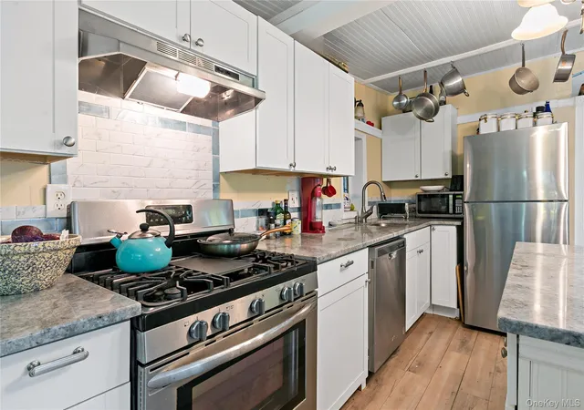 Photo 4 of Sale Pending at 7 Railroad Ave, Philipstown, NY 10516 | MLS# 1040231 | Listing updated on 2026-09-19