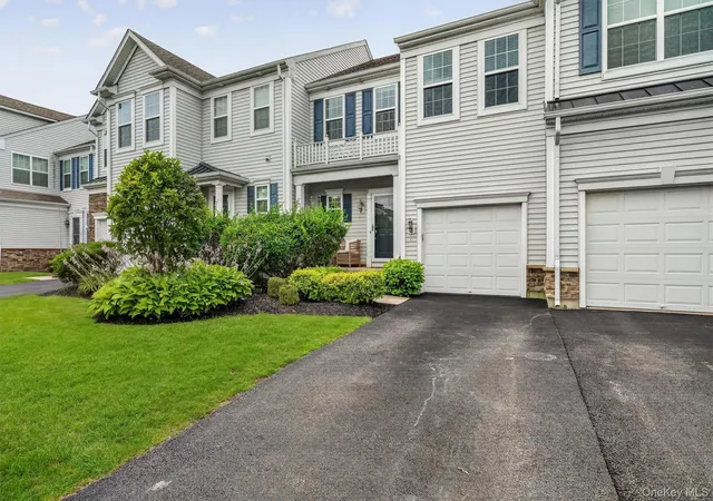Photo 3 of Condo for sale at 12 Brighton Dr #1404, Newburgh (town), NY 12550 | MLS# 1040236 | Listing updated on 2026-08-20