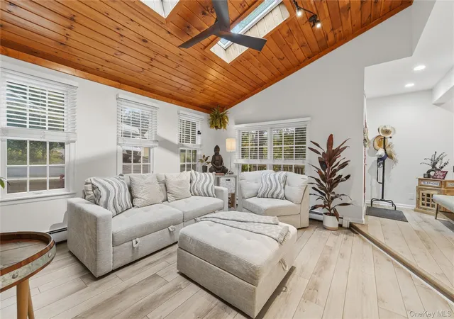 Photo 1 of Single family home for sale at 9 Morgans Way, Warwick (town), NY 10925 | MLS# 1040237 | Listing updated on 2026-09-19