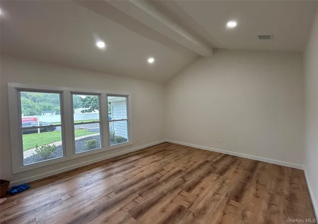 2nd image of 5 Orleans Grn, Brookhaven, NY 11727 | MLS# 1040239