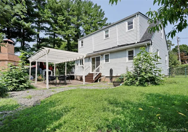 Photo 3 of Single family home for sale at 1 Stemmer Ln, Ramapo, NY 10901 | MLS# 1040242 | Listing updated on 2026-08-30