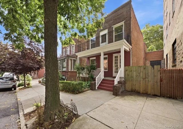 Photo 3 of Multi family home for sale at 3633 Greystone Ave, New York, NY 10463 | MLS# 1040247 | Listing updated on 2026-09-07