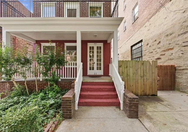 Photo 3 of Sale Pending at 3633 Greystone Ave, New York, NY 10463 | MLS# 1040247 | Listing updated on 2026-09-27