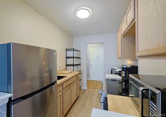 Photo 3 of Condo for sale at 25 Village Park Dr #2F, Fishkill, NY 12524 | MLS# 1040271 | Listing updated on 2026-09-14