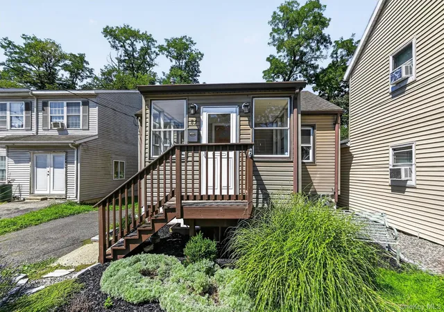 2nd image of 83 Center St, Highlands, NY 10928 | MLS# 1040293