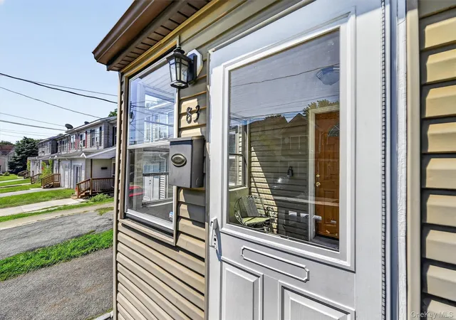 Photo 4 of Single family home for sale at 83 Center St, Highlands, NY 10928 | MLS# 1040293 | Listing updated on 2026-08-21