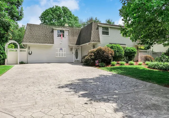 Photo 1 of Sale Pending at 17 Sundial Ln, Brookhaven, NY 11713 | MLS# 1040295 | Listing updated on 2026-08-28
