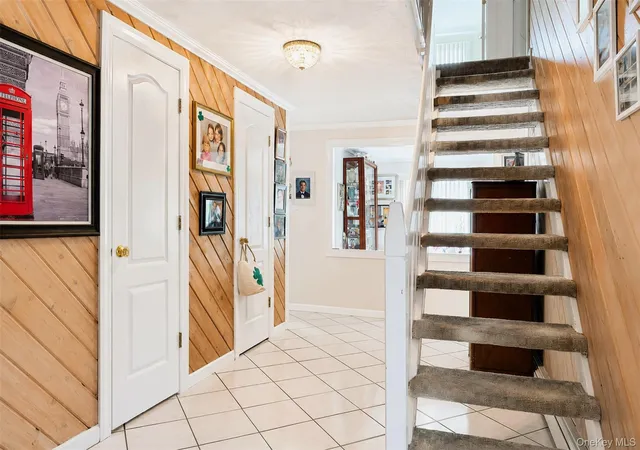 Photo 3 of Sale Pending at 17 Sundial Ln, Brookhaven, NY 11713 | MLS# 1040295 | Listing updated on 2026-08-28