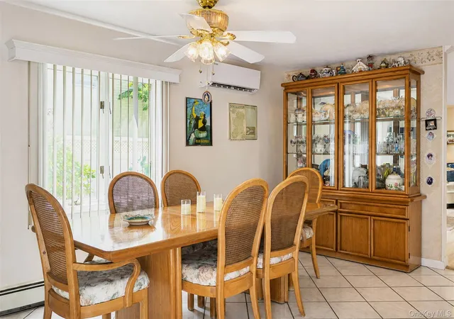 Photo 3 of Sale Pending at 17 Sundial Ln, Brookhaven, NY 11713 | MLS# 1040295 | Listing updated on 2026-08-28