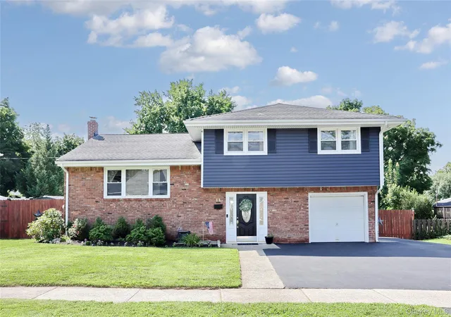 Photo 1 of Sale Pending at 11 Crestwood Dr, Ramapo, NY 10901 | MLS# 1040306 | Listing updated on 2026-09-03