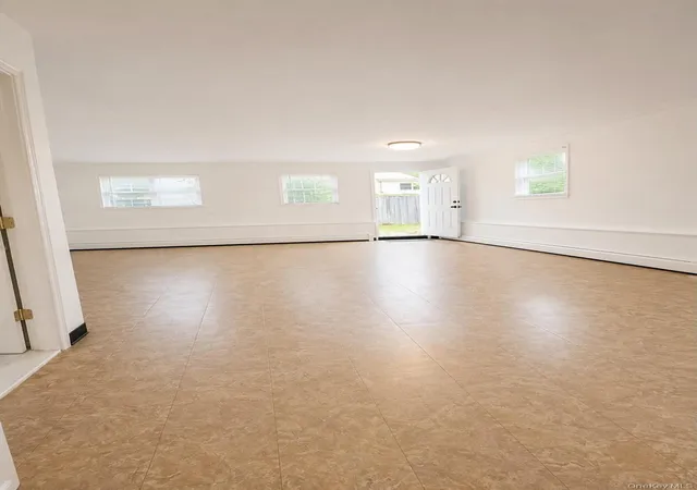 Photo 4 of Single family home for sale at 6931 Almeda Ave, New York, NY 11692 | MLS# 1040339 | Listing updated on 2026-08-26