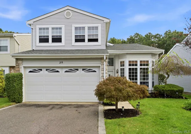 Photo 2 of Condo for sale at 215 Fairfield Dr E, Islip, NY 11741 | MLS# 1040345 | Listing updated on 2026-10-01