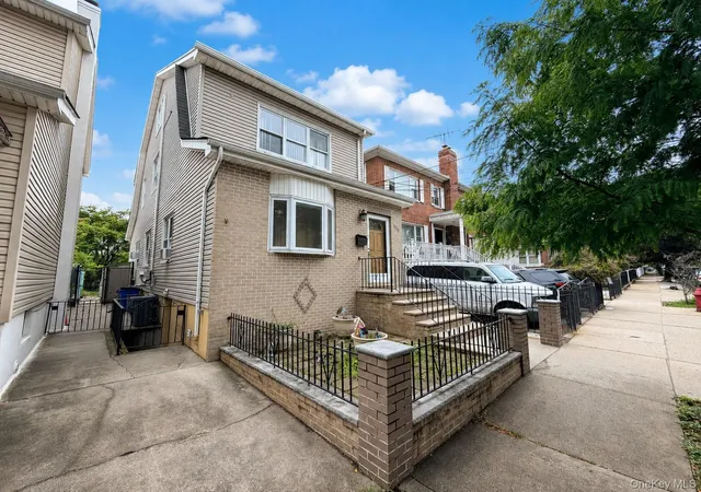 30th image of 1563 Haight Ave, New York, NY 10461 | MLS# 1040356