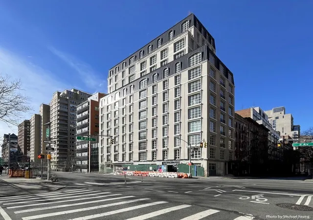 1st image of 250 E 21st St #9D, New York, NY 10010 | MLS# 1040365